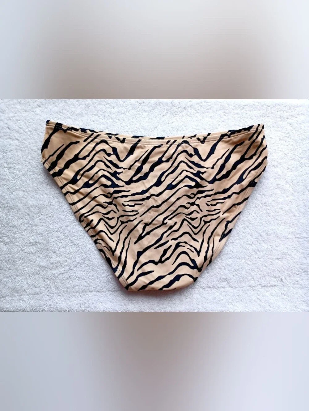 VENUS Tiger-Print Bikini Set, Size 12
